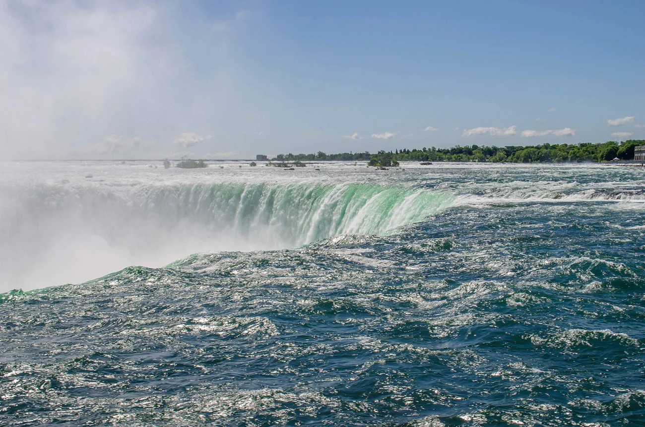 Ajax pickup for a Niagara tour
