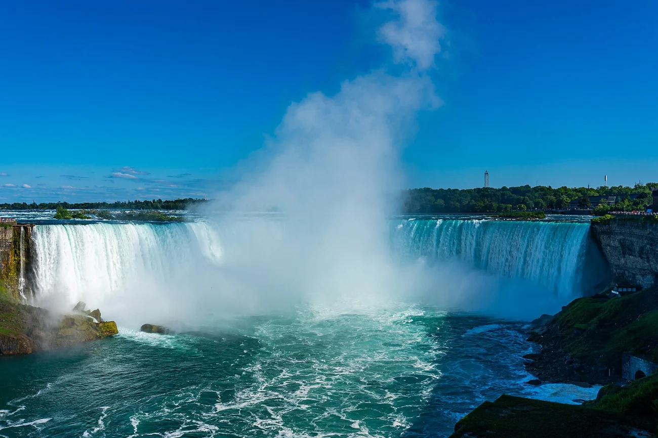 Oshawa pickup for a Niagara tour